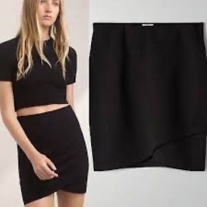Aritzia pencil skirt